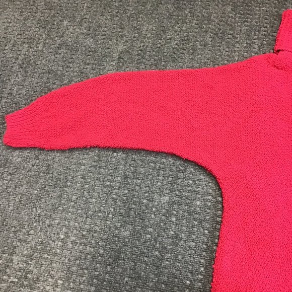Jason Maxwell- Fuchsia, Turtleneck Sweater - Picture 5 of 6